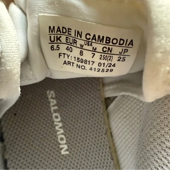 Salomon XT-6 Sneakers in Off White Lunar Rock - Picture 7 of 7